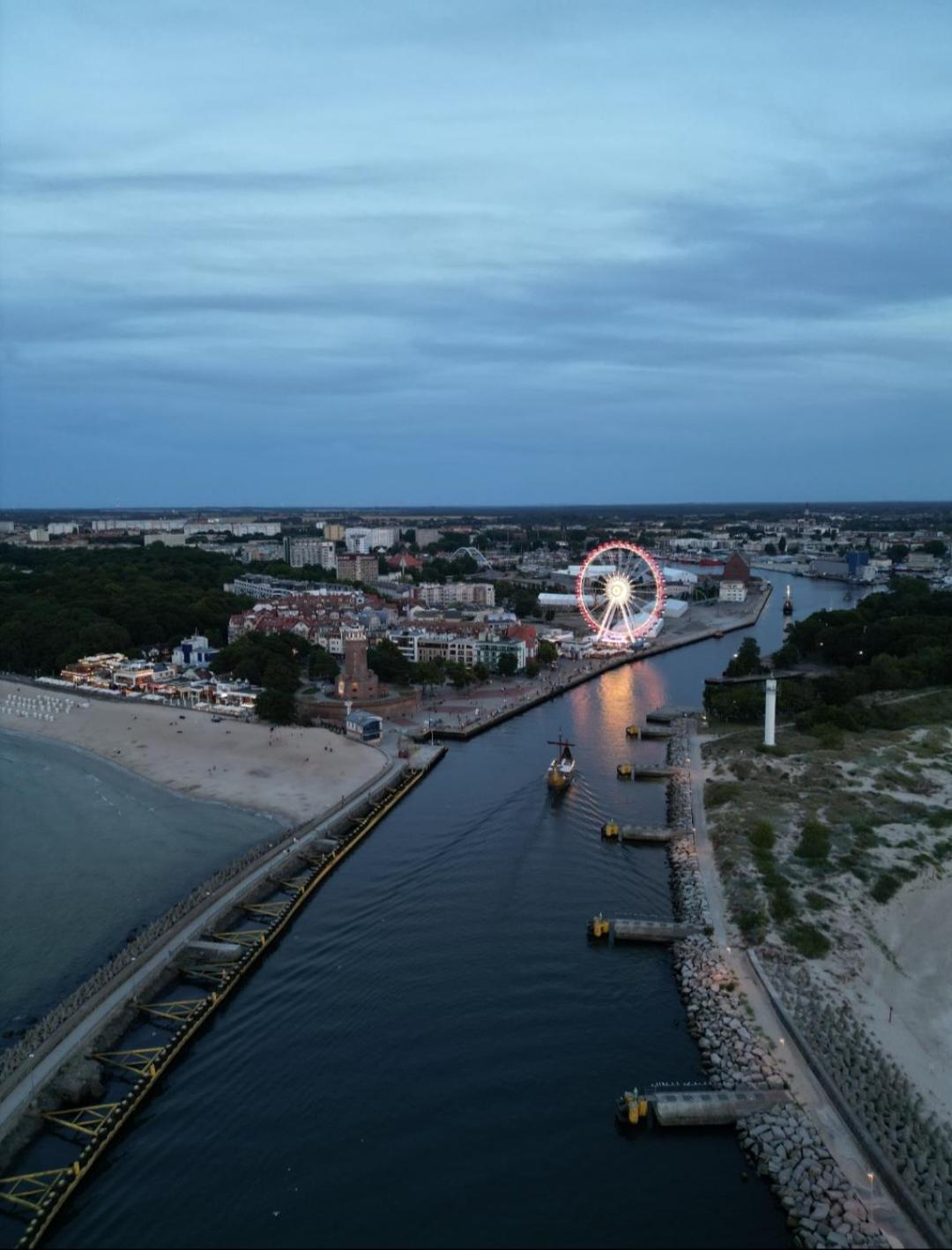 Salt Island Apartament Kolobrzeg Daire Dış mekan fotoğraf